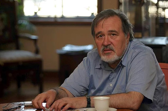 Rol Modelinize Dikkat Edin